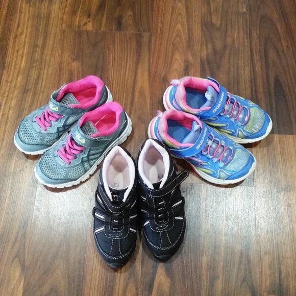 Skechers, Fila, Smart Fit Other - 3 pairs Girls' sneakers, size 12-1/2 & 13, GUC